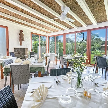 Aparthotel Contrada Schite 4*